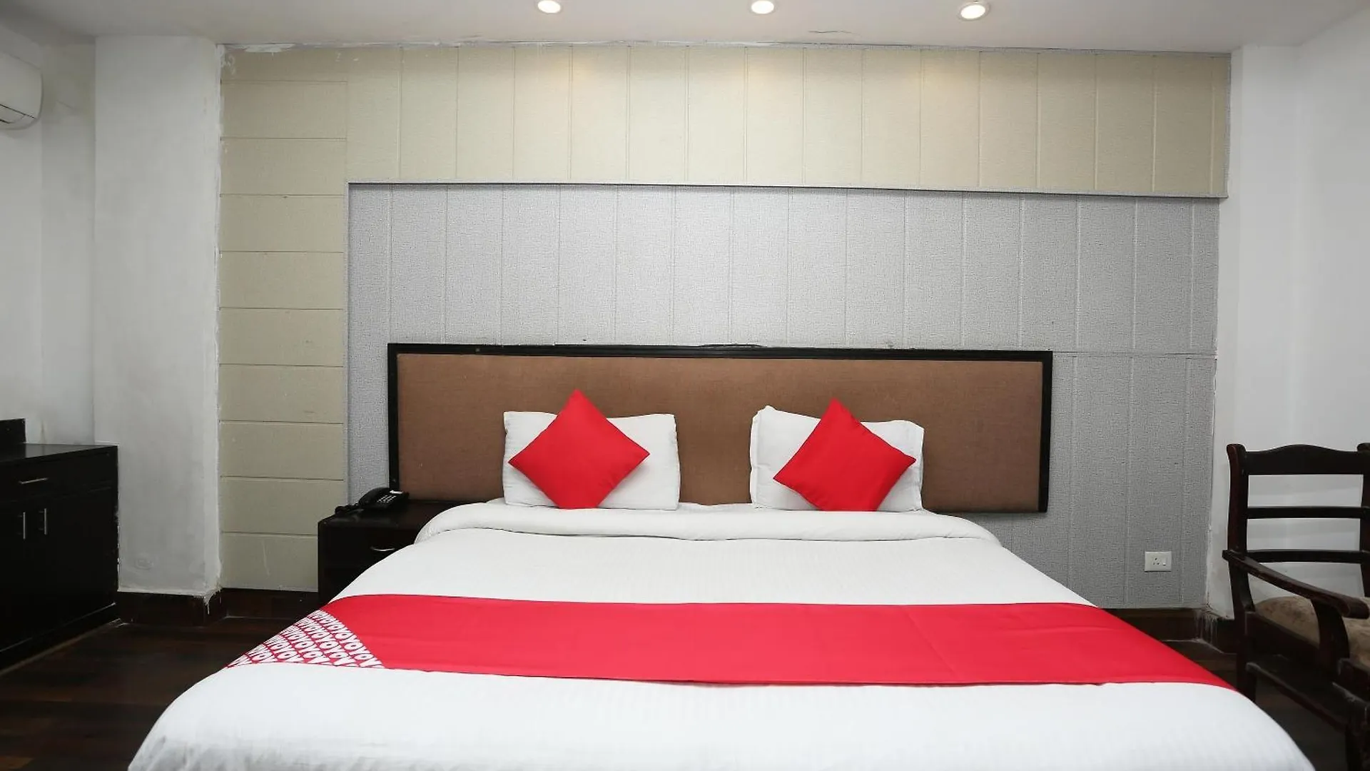 Hotel O The Avenue Residency Gurgaon 3*,