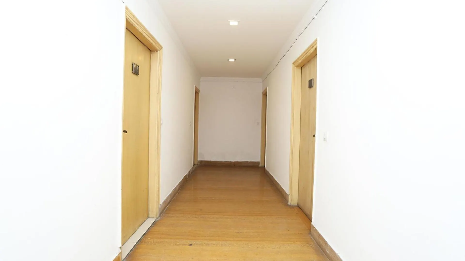 Hotel O The Avenue Residency Gurgaon