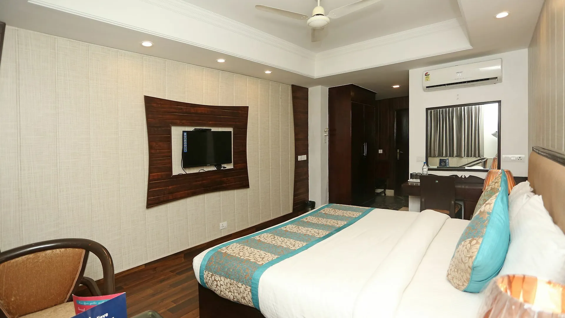 Hotel O The Avenue Residency Gurgaon
