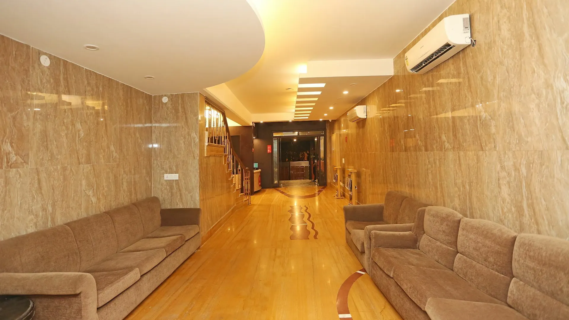 ***  Hotel O The Avenue Residency Gurgaon Inde