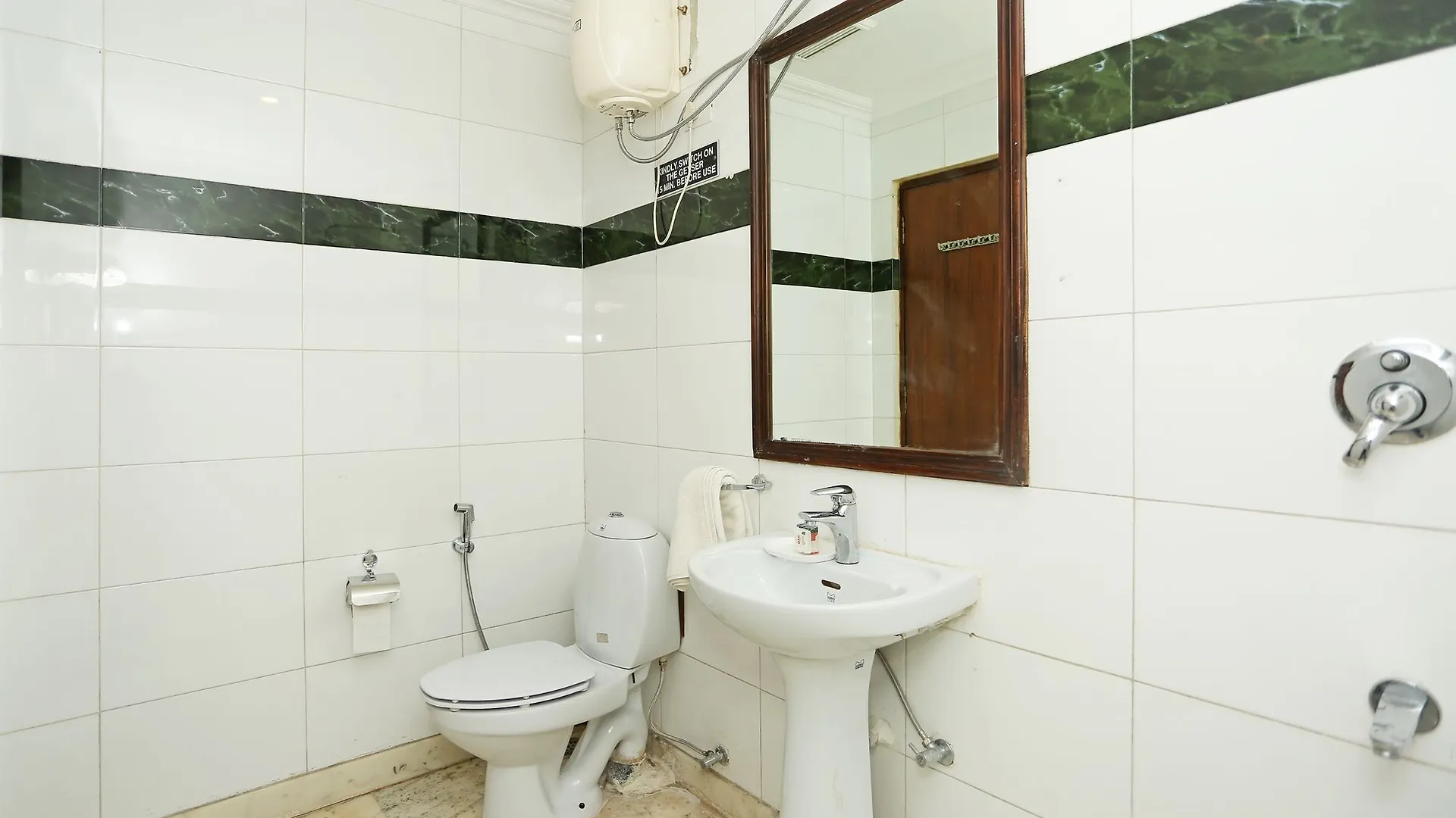 Hotel O The Avenue Residency Gurgaon